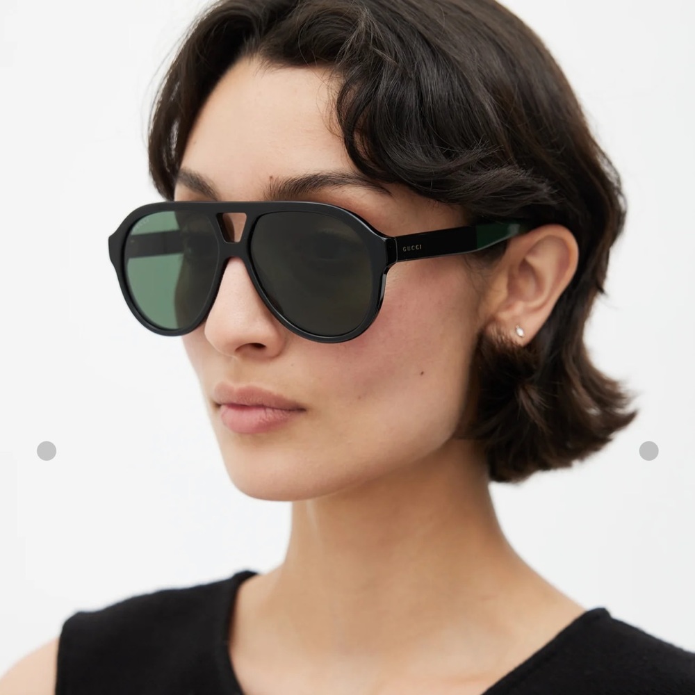 Gucci aviator black frame sunglasses